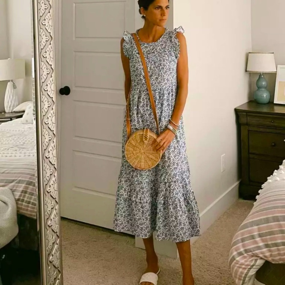 Universal thread Midi dress